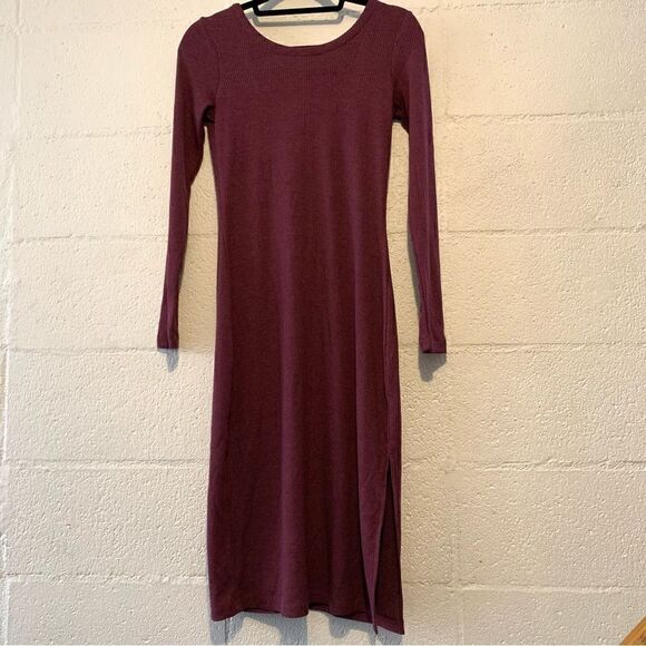 NWT Chaser Maroon Ribbed Dress Small - Picture 1 of 3